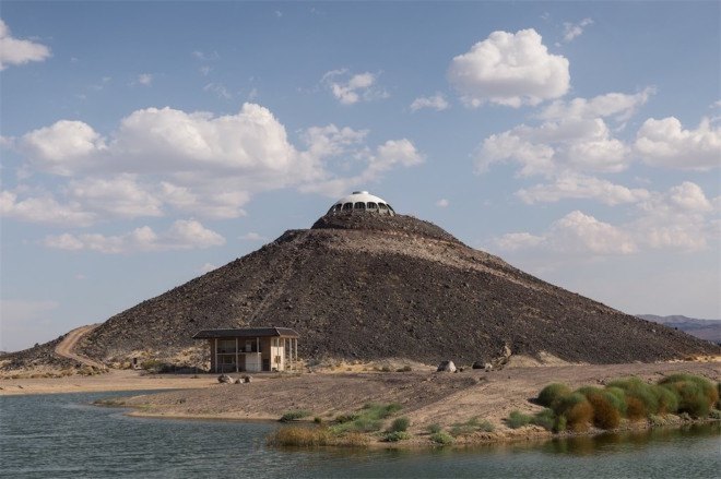 Volcano house, California, Newberry California, Huell Howser, California's gold, UFO house, mid-century modern, architecture, California architecture, 60s architecture, weird homes