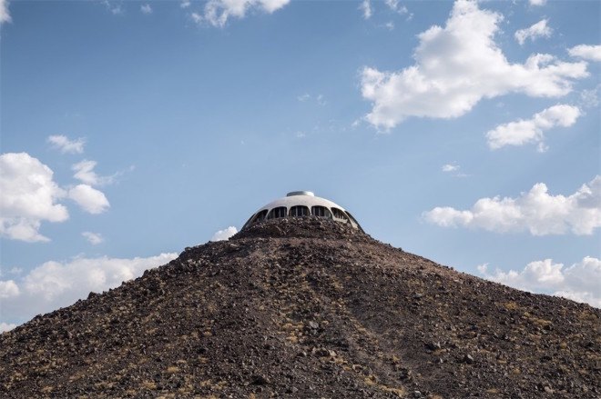 Volcano house, California, Newberry California, Huell Howser, California's gold, UFO house, mid-century modern, architecture, California architecture, 60s architecture, weird homes
