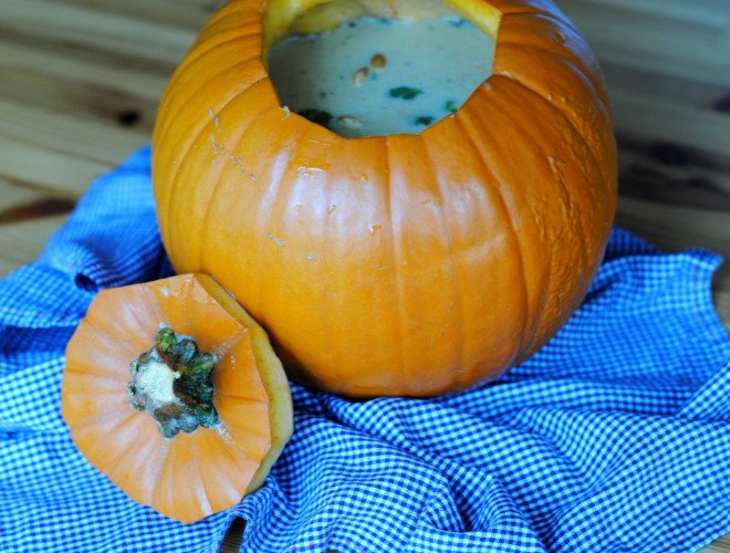 diy pumpkin soup, diy pumpkin soup tureen, pumpkin recipes, how to make pumpkin soup, fall recipes, autumn recipes, cooking, DIY, pumpkin, soup, tureen, green thanksgiving recipes, halloween, kitchen