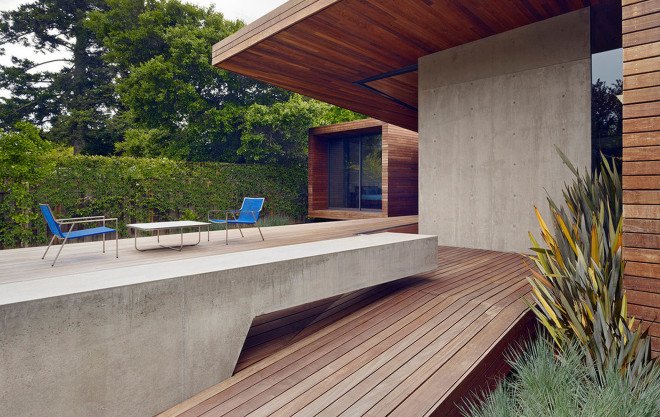 Bal House, Terry&Terry Architecture, green renovation, ranch house, California, timber architecture, bay window, green fireplace, glass facade, natural light