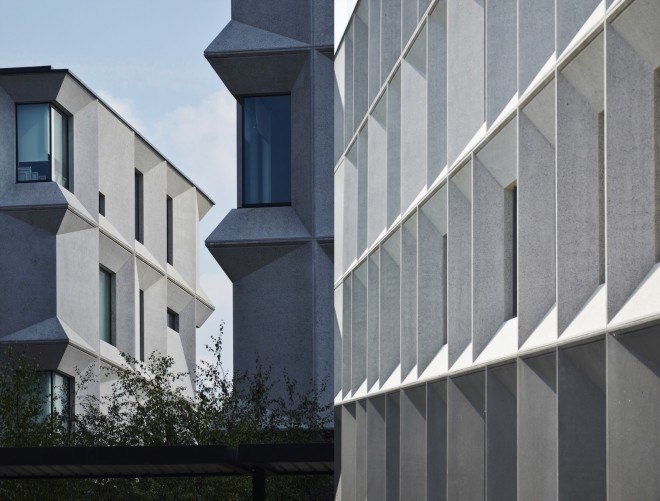 RIBA, RIBA Stirling Prize, Royal Institute of British Architects, Burntwood School, London, Burntwood School by Allford Hall Monaghan Morris, Allford Hall Monaghan Morris, AHMM, Burntwood School by AHMM, school, campus design, modernist design, Morag Myerscough, Sir Leslie Martin