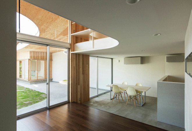 Manta House, Japan, y+M design office, natural ventilation, natural lighting, inner garden, terrace, green architecture, green spaces, family house, Japanese architecture