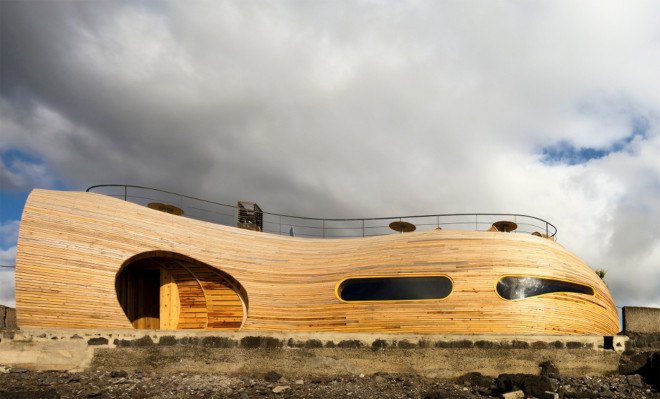 cella bar, cella bar madalena, cella bar portugal, fcc arquitectura, paulo lobo, FG+SG photography, wooden extension building, island bar, portuguese bar, pico island, bar pico island