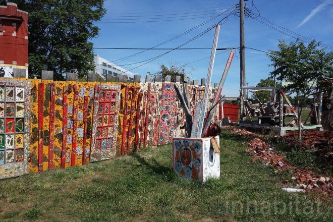 green design, eco design, sustainable design, Dabls African Bead Museum, Olayami Dabls, Detroit, recycled art, garbage art, metal art, outdoor sculpture park