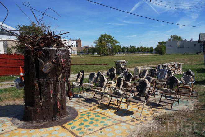green design, eco design, sustainable design, Dabls African Bead Museum, Olayami Dabls, Detroit, recycled art, garbage art, metal art, outdoor sculpture park