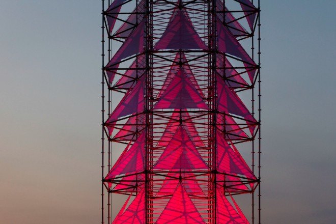 Dennis Parren, light tower, lowlands music festival, netherlands festival, light towers, LED art, LED light tower, LED structures, LED art installations, art installations, urban art, green design