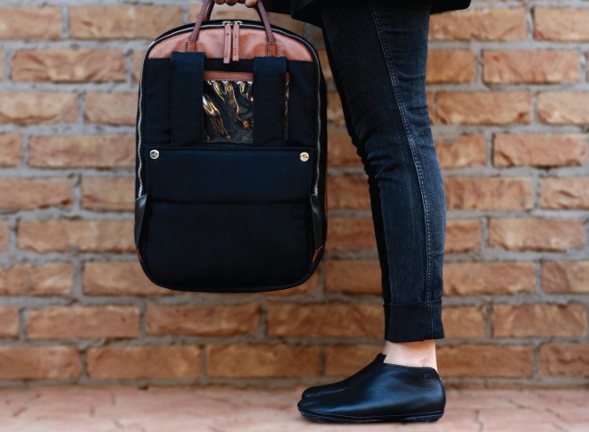 DUCKS IN A ROW backpack, DUCKS IN A ROW, commuter backpack, cycling backpack, commuter cycling, Anna and Tony, vegetable leather, vegan leather,