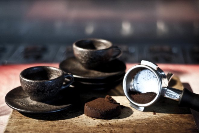 coffee, recycled coffee products, uses for coffee grounds, used coffee grounds, recycled coffee grounds, reworked furniture, s cafe clothing, Kaffeeform, carbon sponge, RITI printer, coffee printer