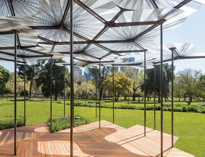 Amanda Levete, MPavilion, Australia, Serpentine, temporary pavilion, temporary architecture, fiberglass architecture, LED lights, green lighting, kinetic architecture, Melbourne architecture