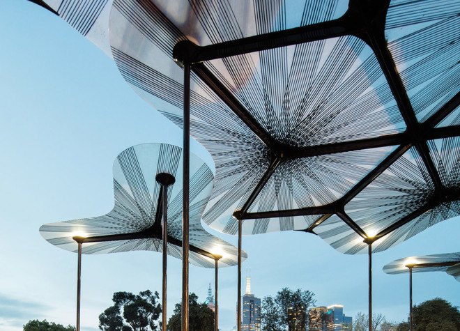 Amanda Levete, MPavilion, Australia, Serpentine, temporary pavilion, temporary architecture, fiberglass architecture, LED lights, green lighting, kinetic architecture, Melbourne architecture