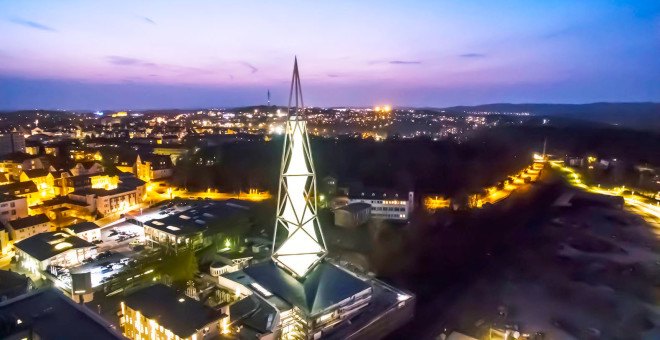 Phänomenta Science Centre, LED tower, green tower, membrane tower, exhibition space, Germany, german architects, tower design, green architecture, green lighting, LED lights, formTLIngenieure, Beier+Wellach Projekte, KKW Architekten, Schneider+Schumacher