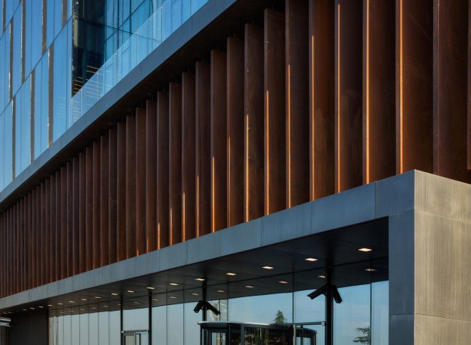 AVCI Architects, SUMMA, office building, green office, green renovation, facade design, green facade, LED lights, open plan layout, Istanbul, Turkey, natural ventilation, aluminium