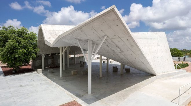 shelter, Israel, meeting space, Ron Shenkin, religious architecture, concrete canopy, cemetery, concrete slap, metal structure, metal pillars, canopy, open-space structure