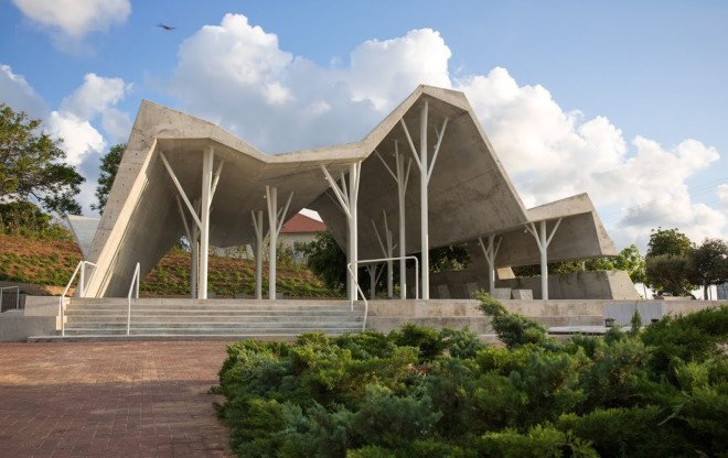 shelter, Israel, meeting space, Ron Shenkin, religious architecture, concrete canopy, cemetery, concrete slap, metal structure, metal pillars, canopy, open-space structure
