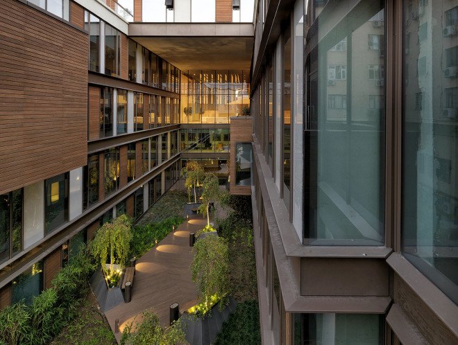 Rönesans Mecidiyeköy Office, MuuM Architects, office building, sustainable features, green architecture, Instanbul, Turkey, modular facade, rainwater collection, natural ventilation