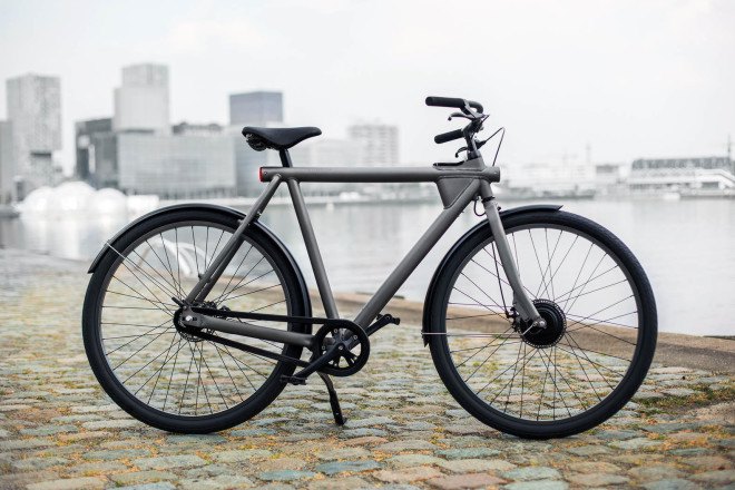 VANMOOF, E-bike, E-bikes, VANMOOF E-bike, green transportation, electric bikes, E-bike with GPS tracking, World's first intelligent bike