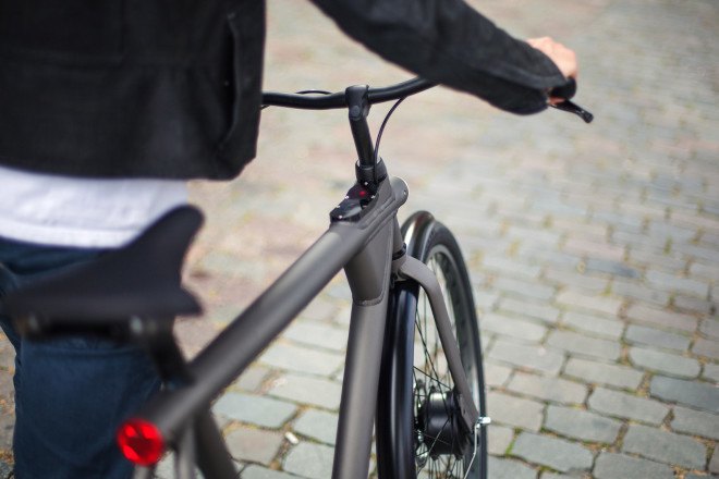 VANMOOF, E-bike, E-bikes, VANMOOF E-bike, green transportation, electric bikes, E-bike with GPS tracking, World's first intelligent bike