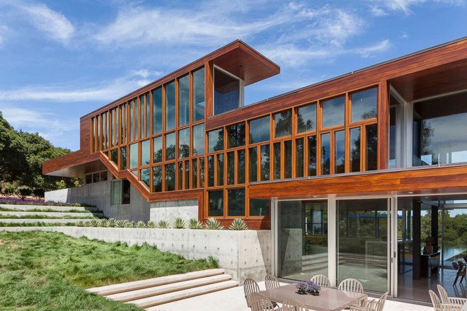 Vidalakis Residence, Swatt Miers Architects, swimming pool, natural materials, residential architecture, natural light, wooden frames, natural ventilation, green envelope, double-height spaces, daylit spaces
