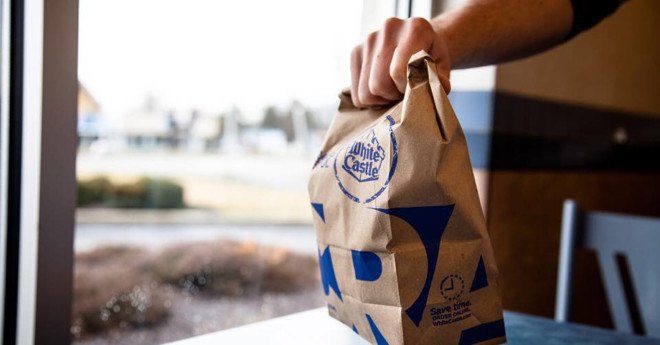 white castle, veggie slider, vegan, vegetarian, vegan fast food, vegan hamburger buns, white castle vegan offerings, white castle vegan options, vegan fast food options, jamie richardson, vegan ingredients, craver nation, crave case