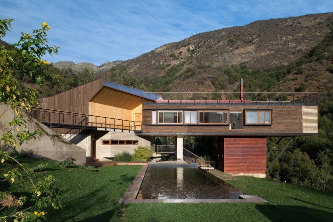 sustainable architecture, sustainable homes, sustainable building, Chile architecture, Chile residential homes, Chile nature reserve, Santiago summer homes, holiday homes, evaporative cooling, passive cooling, natural cooling, natural ventilation, landscape restoration, green homes