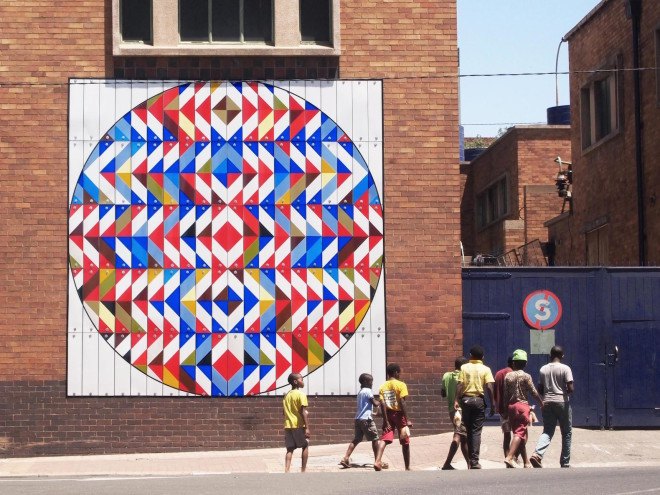 r1, reader submitted content, Hidden Trophy by r1, Hidden Trophy, blue wildebeest, Johannesburg, Johannesburg artwork, street art, blue wildebeest, New Doornfontein,