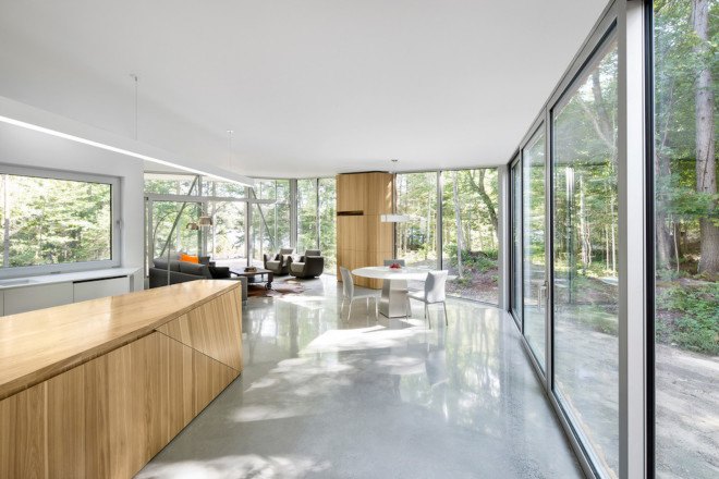 green roof, Paul Bernier, Lac Grenier, House on Lac Grenier, House on Lac Grenier by Paul Bernier, Montreal, timber house, cedar, cedar clad architecture, cedar clad house, timber architecture, cantilever, hickory units, daylight, natural lighting, patina,