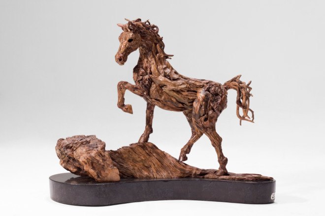 james doran-webb, driftwood, driftwood art, driftwood sculpture, animal sculpture, philippines art, sculptures, wooden sculptures, found materials, recycled materials