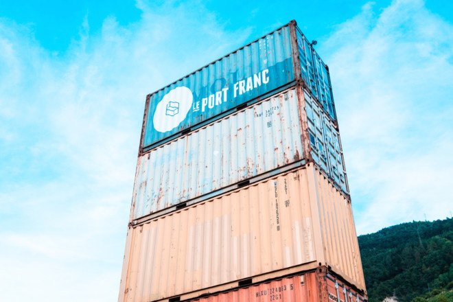 Savioz Fabrizzi Architects, Le Port Franc, Le Port Franc by Savioz Fabrizzi Architects, music venue, shipping containers, shipping container architecture, cargotecture, Sion, Le Port Franc sion, concert hall, shipping container music hall, shipping container bar,