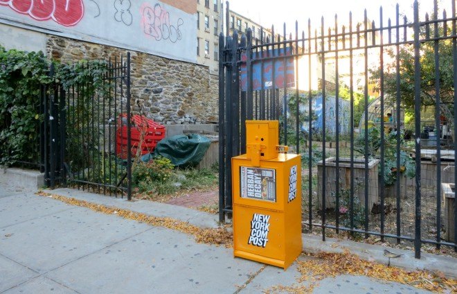 Debbie Ullman, New York Compost Project, composting and recycling in nyc, nyc composting, composting boxes, composting newspaper boxes, Organics Collection program, nyc food waste, food composting nyc, nyc composting programs, green design, urban design, city parks, city gardens