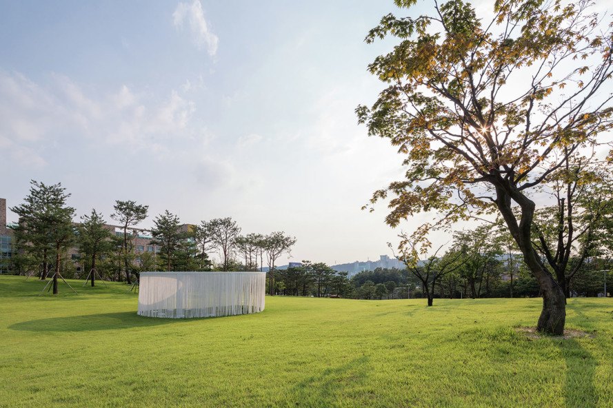 Oasis pavilion, OBBA, Seoul, South Korea, Alvaro Siza, Amore Pacific Research and Design Center, temporary pavilion, temporary architecture, temporary shelter, outdoor exhibition, art exhibition