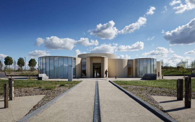 plan 01 architects, plan 01, amiens crematorium, crematorium, takuji shimmura, laure vasconi, funeral home, french architecture, funeral architecture, concrete, daylighting