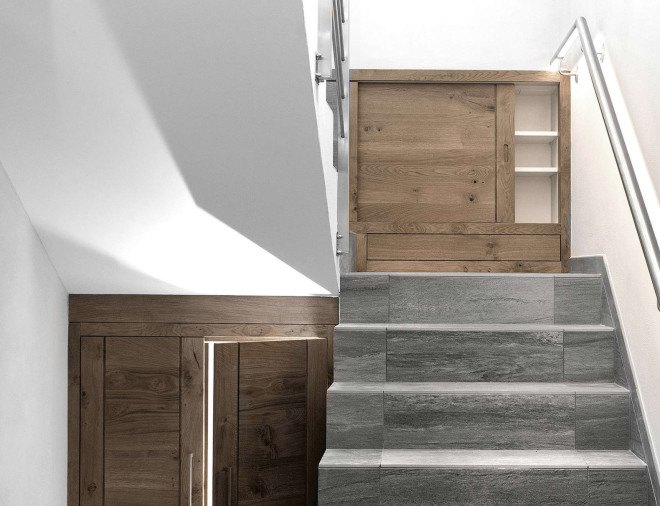Larch barn, barn renovation, Alp'Architecture sàrl, green renovation, timber architecture, Minergie certification, energy efficiency, solar panels, Switzerland, low energy consumption, energy-efficient home