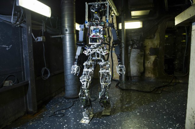 firefighting robot, us navy robots, robots, firefighting technology