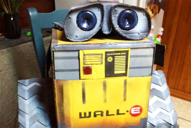 DIY halloween costume, DIY costume, halloween costume, halloween costume ideas, do it yourself costume, recycled costume, Halloween
