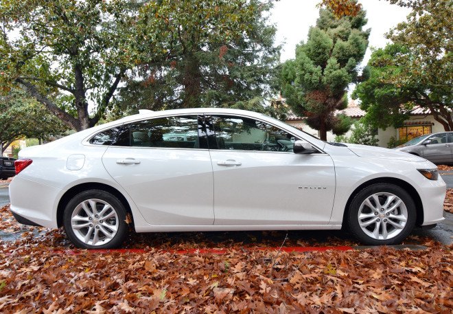 2016 Chevrolet Malibu Hybrid, Malibu Hybrid, Chevrolet Malibu, Chevy Malibu, hybrids, hybrid cars, hybrid vehicles, green transportation, sustainable transportation, fuel-efficient vehicles, green cars, hybrid sedan