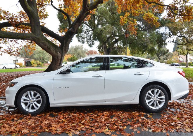 2016 Chevrolet Malibu Hybrid, Malibu Hybrid, Chevrolet Malibu, Chevy Malibu, hybrids, hybrid cars, hybrid vehicles, green transportation, sustainable transportation, fuel-efficient vehicles, green cars, hybrid sedan