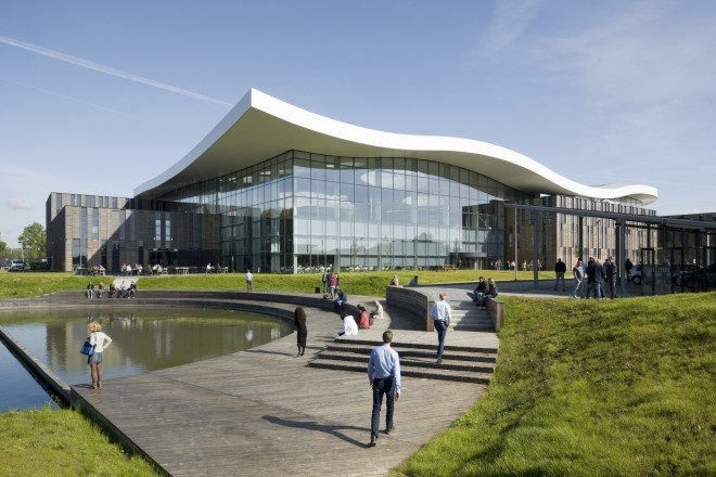 RAU architects, Alliander in Duiven, Alliander in Duiven by RAU Architects, BREEAM-NL, green renovation, vertical gardens, BREEAM, green wall, natural light, energy plus architecture, reader submitted content