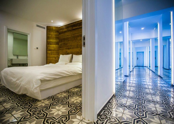 Elevation Workshop, Why Hotel, Bejing hotel hot springs, architecture, hotel architecture, timber-clad lodgings. timber hotels, bamboo fencing, green design, sustainable design, hotels in china, hotel design, bamboo grove, timber cabins, wood cabins, cabin design