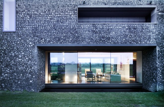 RIBA, UK’s best house, Lord Rothschild, 2015 RIBA House of the Year, RIBA House of the Year, The Royal Institute of British Architects, Flint House, Skene Catling De La Pena, Flint House by Skene Catling De La Pena, RIBA Flint House, Buckinghamshire, flint