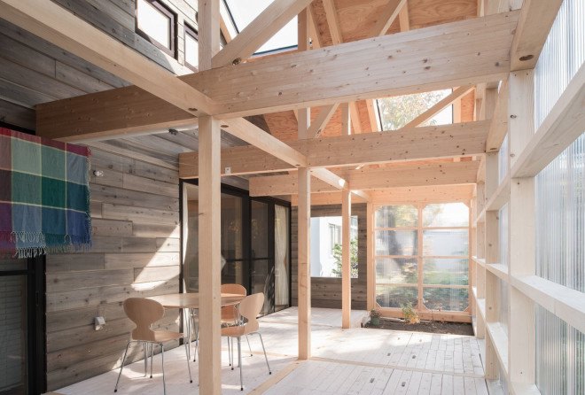 House in Shinkawa, Japan, Hokkaido, Yukari Yamahiro, Japanese architects, greenhouse, polycarbonate panels, thermal insulation, natural lighting, small footprint, green archiecture
