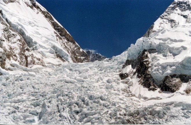 Khumbu Glacier, mt everest glaciers, everest glaciers, glacial melt, tibet, china, bottled water, climate change, melting glaciers, glacial lakes