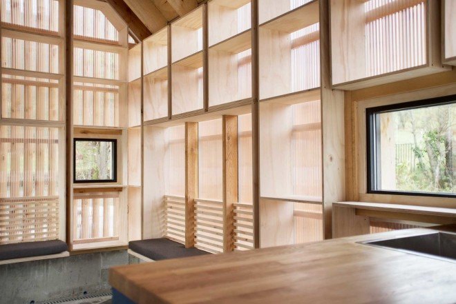 Koreo Arkitekter and Kolab Arkitekter, Norwegian boathouse, Naust V, heartwood pine, polycarbonate skin, vertical wooden louvers, Norwegian wood, Vikebygd, Oslo, restored boathouse