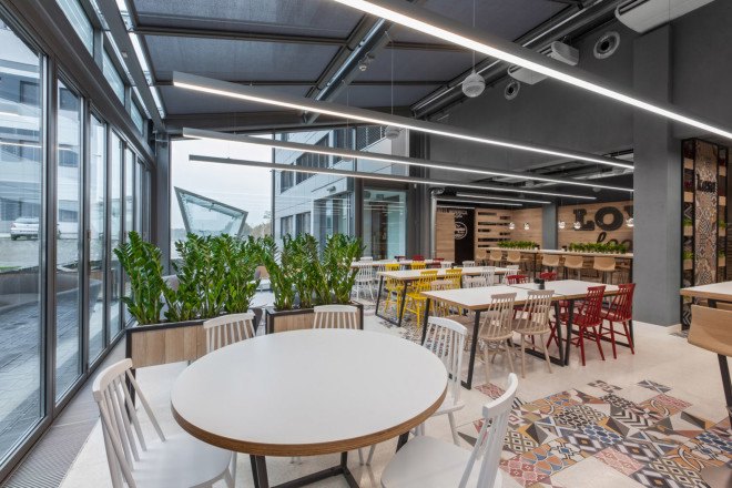 mode:lina architekci, LIDL, supermarket chains, green interior, Poland, wood interior, wooden furniture, natural lighting, restaurant design