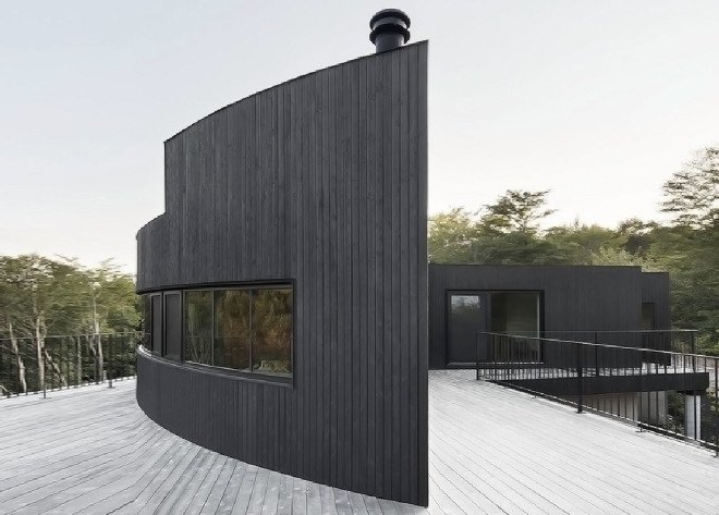 La Héronnière, off-grid home Quebec, Canada, Alain Carle Architecte, self-sufficient Quebec house, solar-powered Quebec home, Quebec home made with recycled materials,