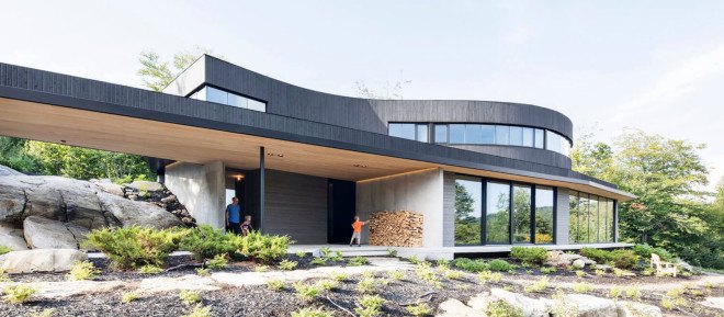 La Héronnière, off-grid home Quebec, Canada, Alain Carle Architecte, self-sufficient Quebec house, solar-powered Quebec home, Quebec home made with recycled materials,
