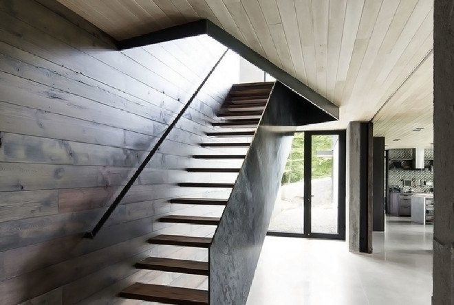 La Héronnière, off-grid home Quebec, Canada, Alain Carle Architecte, self-sufficient Quebec house, solar-powered Quebec home, Quebec home made with recycled materials,