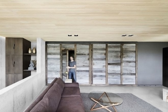 La Héronnière, off-grid home Quebec, Canada, Alain Carle Architecte, self-sufficient Quebec house, solar-powered Quebec home, Quebec home made with recycled materials,