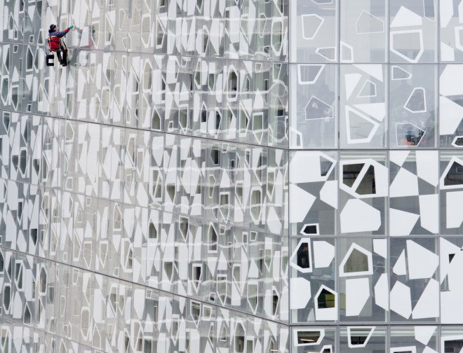 Snøhetta, Zeidler Partnership Architects, Ryerson Student Learning Center, Toronto, Canada, green architecture, metal facade, flexible spaces, nature inspired design, natural light, learning