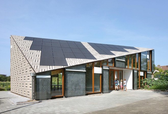 trombe walls, Amsterdam Noord, net-zero architecture, net zero energy, Bureau SLA, Nature & Environment Learning Center by Bureau SLA, Nature & Environment Learning Center, solar power, passive solar