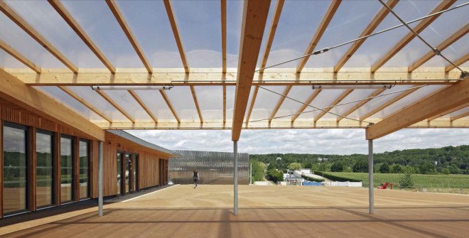 Les Bartelottes school complex, Paris, France, NOMADE architectes, green school, green roof, courtyard, solar energy, solar panels, natural light, rainwater harvesting, rainwater purification